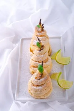PEAR in pastry Stock Photos