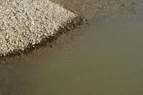 Pebbels in the river Stock-Fotos