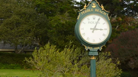 Pebble Beach California clock at Pebble Beach Golf Links exclusive golf course Видео 61401833