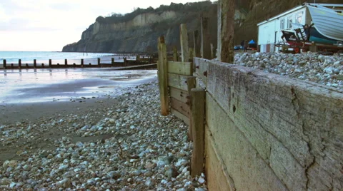 Pebble beach at low tide Vídeo Stock 60775246