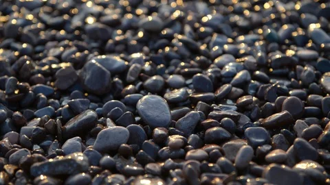 Pebbles on the seashore 動画素材 114736933