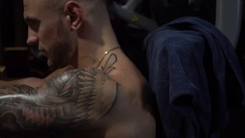 Pec fly machine exercise Stock Footage 118857045