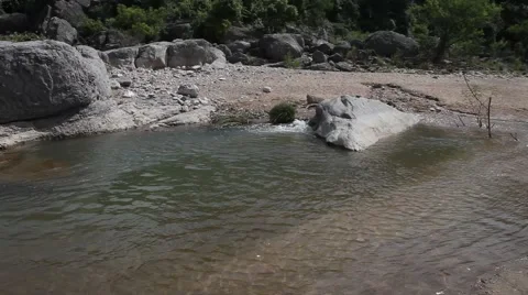 Pedernales Falls State Park. Stockbeeldmateriaal 64256376