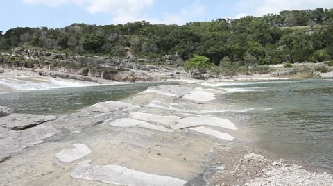 Pedernales Falls State Park. Stockbeeldmateriaal 64256394