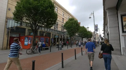 Pedestrian area in the city centre of Dublin Vídeos de archivo 86532707