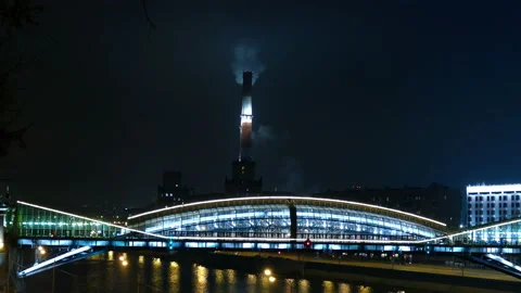 Pedestrian bridge over the river. Stock-Footage 106829464
