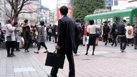 Pedestrian at Hachiko Square Stock-Footage 103870970