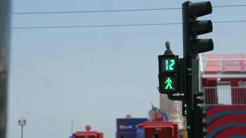 Pedestrian Traffic Light Countdown Timer Showing Green Walk Red Stop Signals Vídeos de archivo 340917648