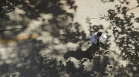 Pedestrians from above Stockbeeldmateriaal 22151772