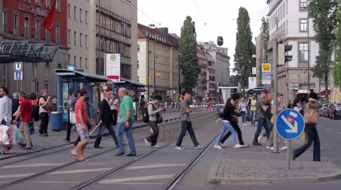 Pedestrians Crossing Stock-Footage 7736177