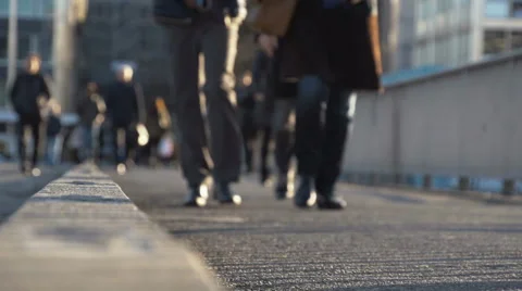 Pedestrians in slow motion Vídeo Stock 48243562