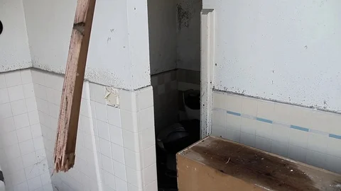 Peeking into bathroom Stock Footage 94695047
