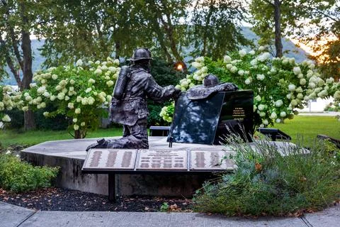 The Peekskill F.D.N.Y. Memorial at Riverfront Green Park Stock Photos