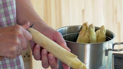 Peel asparagus Stock Footage 75862795
