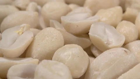 Peeled peanut kernels close-up. Lots of nuts. Fried kernels. Видео 143034108