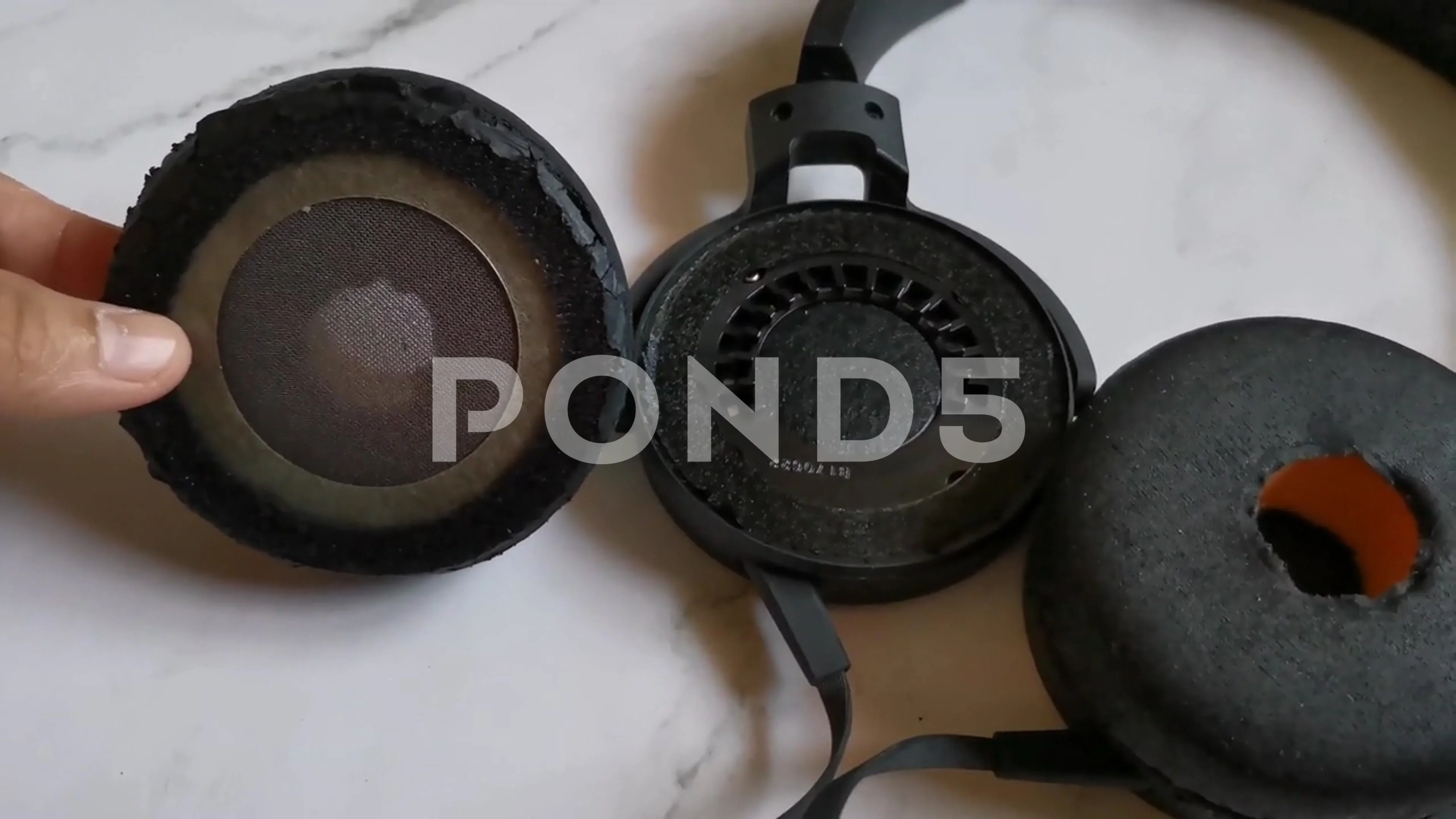 Peeling Headphone Cushion or Ear Pads