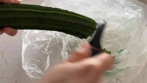Peeling Luffa Gourd Asian Vegetabe Stock Footage 325045896