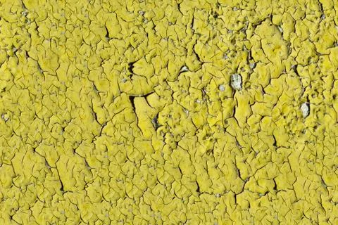 Peeling paint on wall seamless texture. Pattern of rustic yellow grunge material 스톡 사진