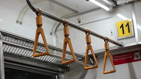 Pegangan kereta (2) Stock Footage 220326005