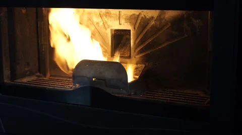 Pellet stove Vídeos de archivo 49389924