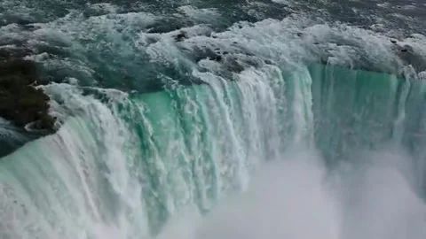 Pemandangan Air terjun Video stock 220135573