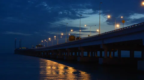 Penang second bridge sunrise time lapse Vidéo 33642425