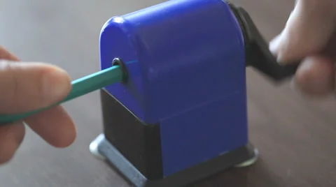 Pencil sharpening Stock Footage 35902996