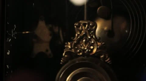 Pendulum 1080 23.98 動画素材 10786590