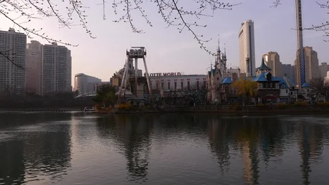 Pendulum ride swinging at Lotte World Adventure, Seoul, South Korea Stock Footage 93399470