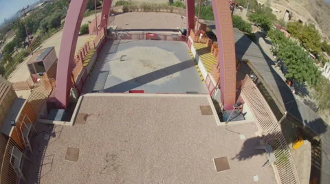 Pendulum Swing Theme Ride Video stock 41810583