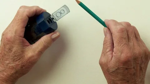 Pensil sharpen Stock-Footage 80025332