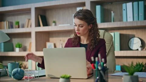 Pensive lawyer working office solving problem. Corporate manager looking papers Foto stock