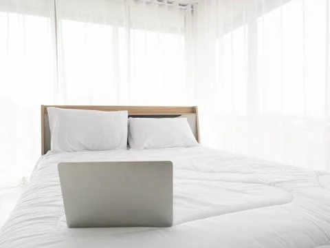 Penthouse bedroom notebook computer suit residence hotel villa office livin.. Fotos de archivo