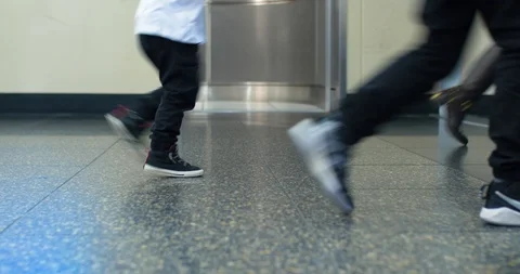 PEOPLE AT AIROPORT Video stock 121617439