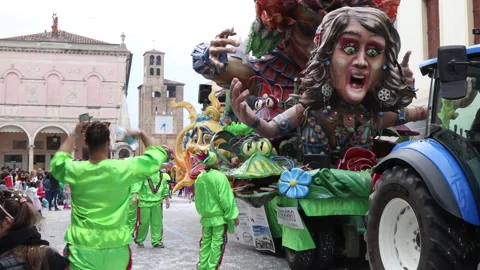 People and float on parade during a street carnival in Piove di Sacco; Italy 스톡 동영상 239062588
