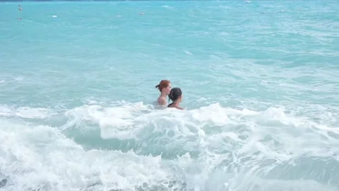 People and surf Stock-Footage 87213628