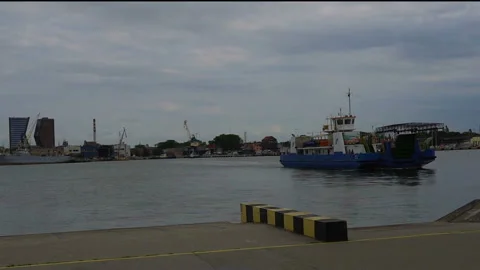People are going to board a ferry. Stock Footage 86566987
