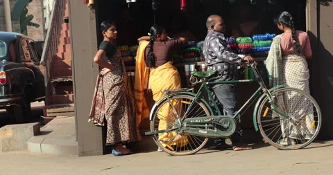 People at Bangles Shop Stock Footage 324513402