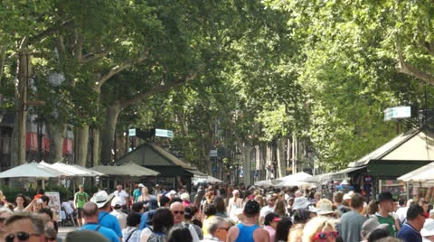 People in barcelona Video stock 25332204