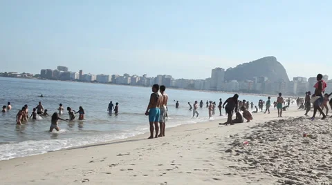 People at the beach copacabana Stock-Footage 37656452