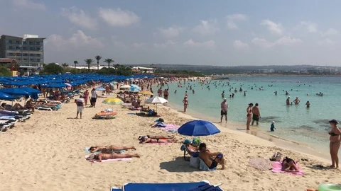 People At The Beach Video stock 116613590