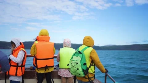 People on the boat Видео 159780224