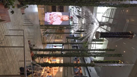 People can seen exploring around The Exchange TRX mall. Видео 269009114