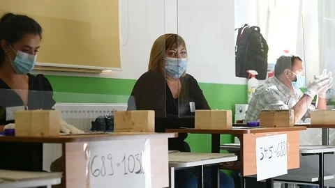 People casting their votes during local elections in Bucharest Video stock 139973554