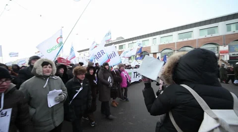 People chant: "New elections!" Stock Footage 30462406