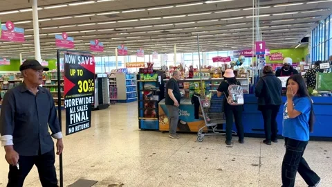 People Checking Out During the 99 Cent Only Store's Final Closing Sale Stock Footage 271703016