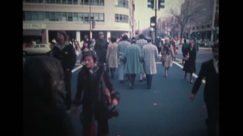 People crossing the road Stock Footage 39932422
