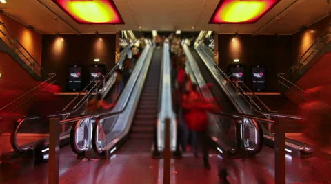 People Crowds Video stock 56274150