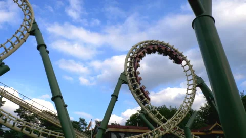 People enjoying The Python rollercoaster attraction in the Efteling 스톡 동영상 282914750