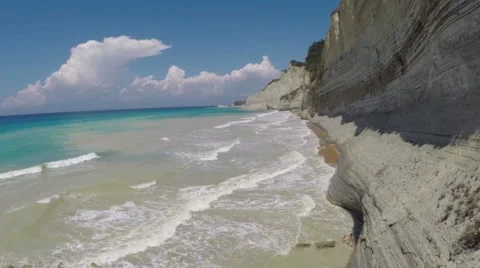 People enjoying on the sandy beach Vidéo 60139774